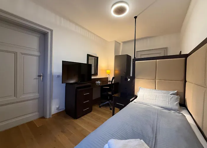 Linden-Charm Apartments