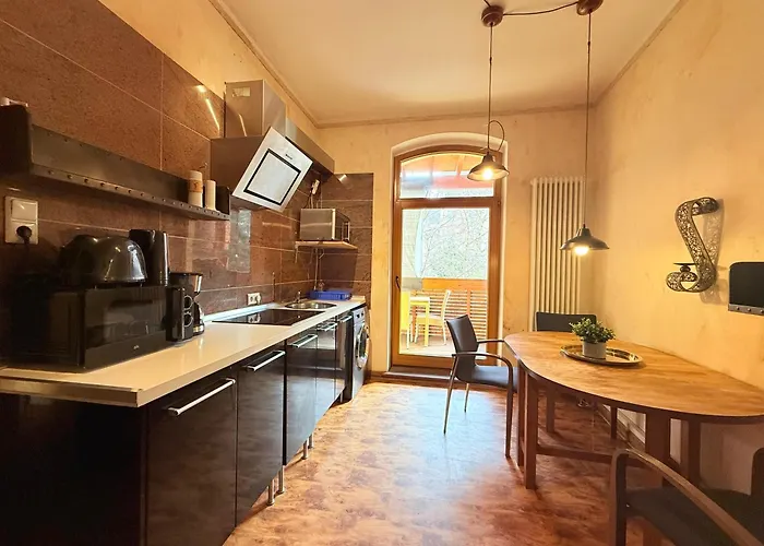 Linden-Charm Apartments
