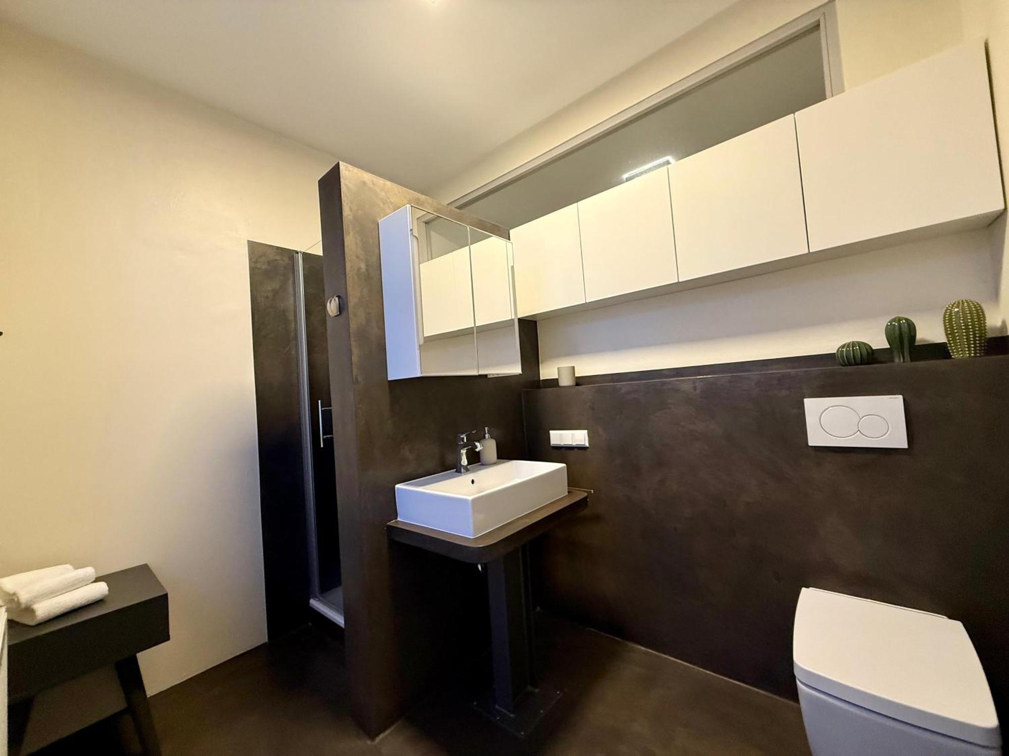 Linden-charm Homestay *