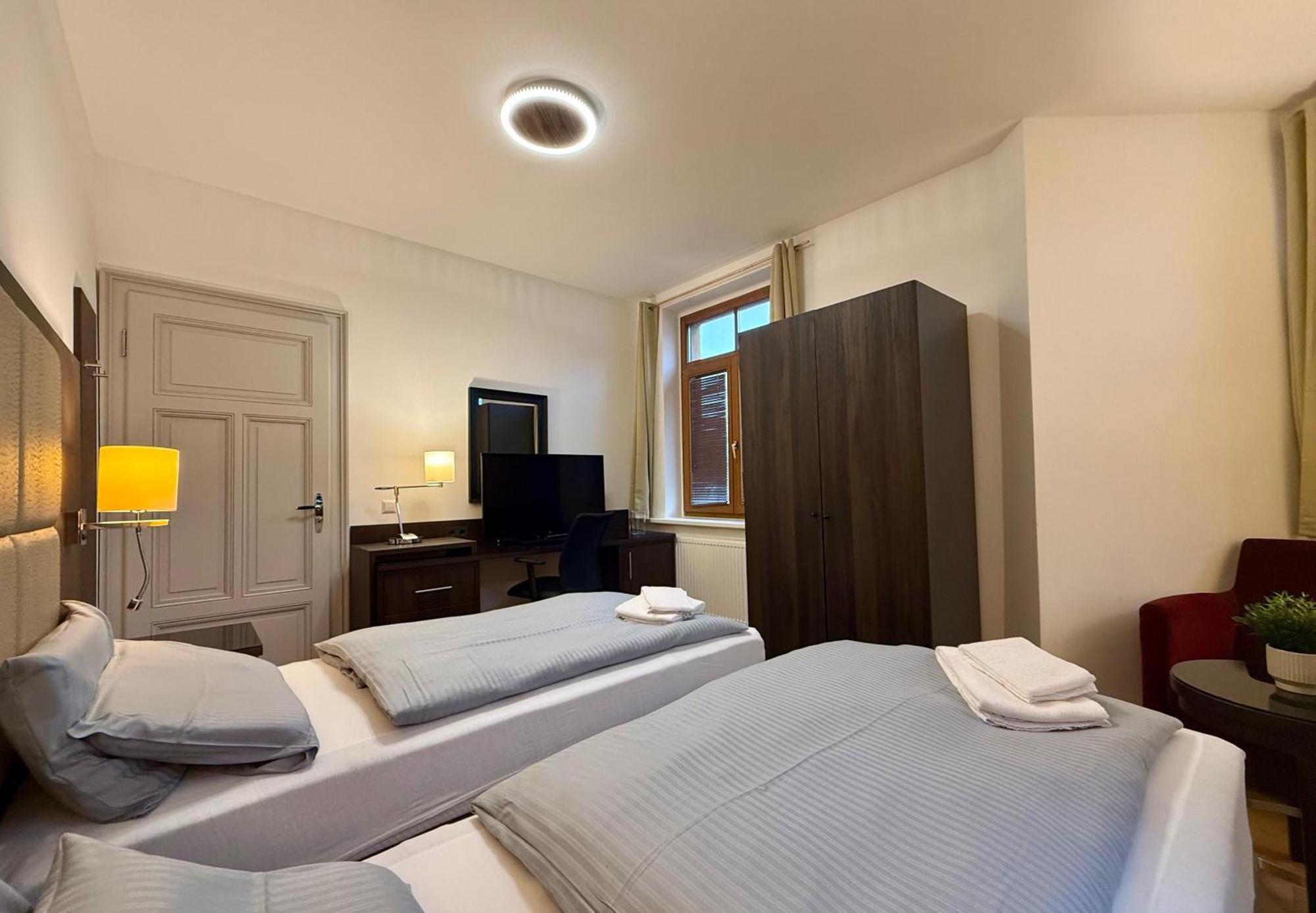 Linden-charm Homestay *