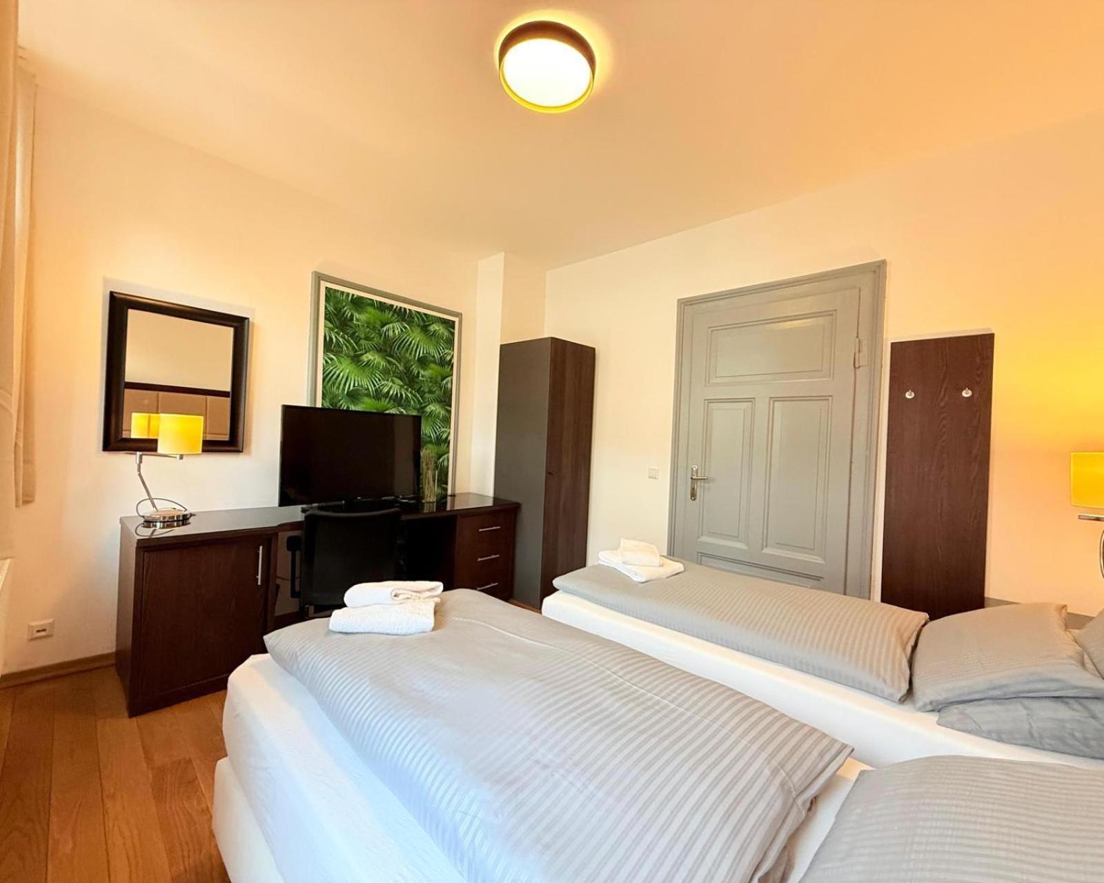 Linden-charm Homestay *