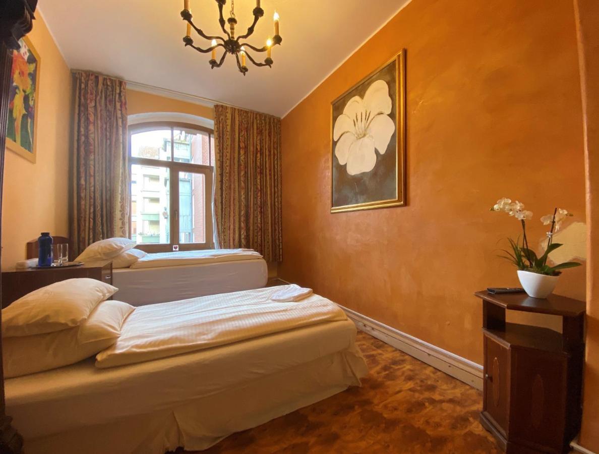 Linden-charm Homestay *